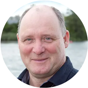 Team-Portraits-300x300_udo-circle